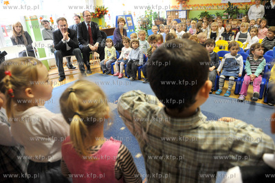 Gdansk, Przedszkole nr. 18 przy ul. Lawniczej. Premiera...