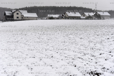 Zima w Sulminie na Kaszubach gmina Źukowo. Pierwszy...