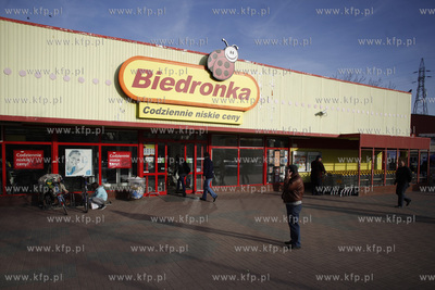 Dyskont spozywczy Biedronka na gdanskiej Zaspie.
27.03.2012
fot....