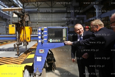Gdansk. Remontowa Shipbuilding SA. Uroczyste ciecie...