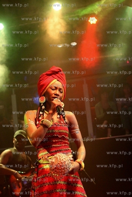 Siesta Festival.  Koncert pochodzacej  z Wybrzeza Kosci...