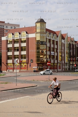 Gdansk. Zespol budynkow Artus Park przy ul. Dlugie...