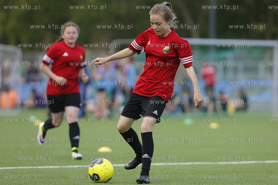 Gdansk Zaspa. Pilkarski turniej dzikich druzyn Do przerwy...