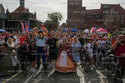 Przejazd rowerowy związany z otwarciem Ekostrady wzdłuż...