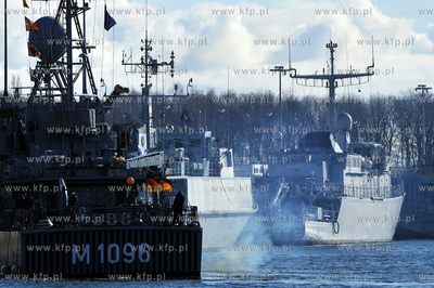Okrety Stalego Zespolu Obrony Przeciwminowej NATO (SNMCMG-1)...
