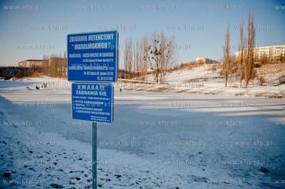 Gdansk. Nowo powstaly zbiornik retencyjny - Madalinskiego,...
