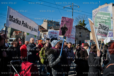 Gdynia. Trójmiejska Manifa 2012. Marsz zorganizowany...