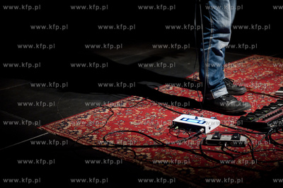 Gdansk. Klub Plama. Koncert Bajzel Supersam. Czlowiek...