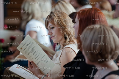 Gdansk. Dwor Artusa. Uroczystosc wreczenia nauczycielom...