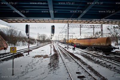 Gdansk. Zaspa. Wykolejenie pociagau towarowego przewozacego...