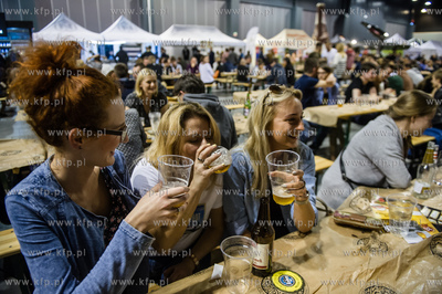 Miedzynarodowe Targi Gdanskie Amber Expo. Hevelka -...