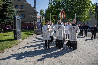 Gdansk. Katredra Oliwska. Wprowadzenie trumny z cialem...