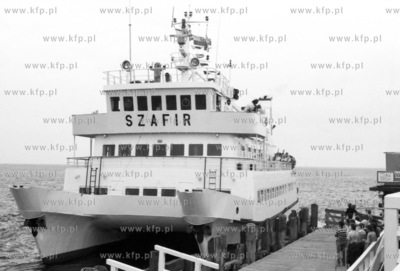 Katamaran wycieczkowy Szafir bialej floty Zeglugi Gdanskiej...