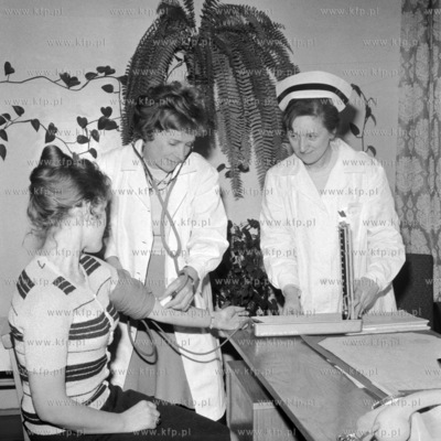 Wojewódzka Przychodnia Przemysłowa w Gdańsku. Lekarz...