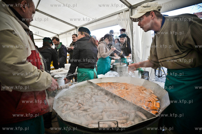 Wielka Sobota w Gdansku z tej okazji na Targu Weglowym...
