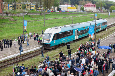 Bytów. Happening promujacy projekt Pomorskiej Kolei...