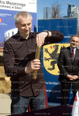 Uroczystosc podpisania i wmurowania aktu erekcyjnego...