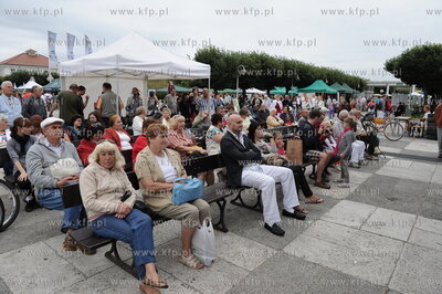 Plac Kuracyjny przy molo w Sopocie. Lesny Festyn Edukacyjny...