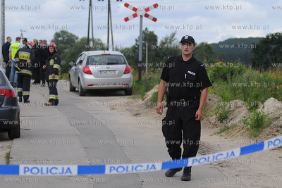 Smiertelny wypadek na przejezdzie kolejowym w Redzie...