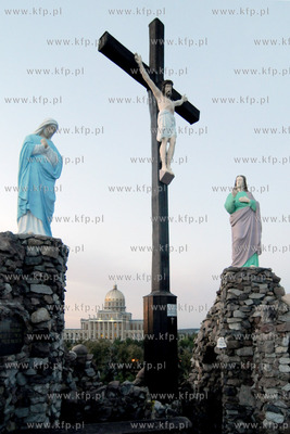 Sanktuarium Matki Bozej Bolesnej w Licheniu (woj. wielkopolskie)....