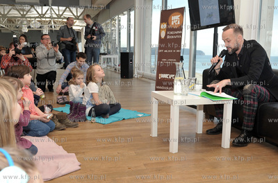 Sopot. Zatoka Sztuki. Spotkanie z cyklu Czytamy Dzieciom....