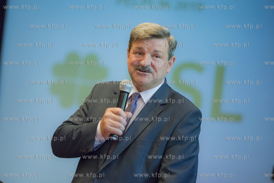 Święto Ludowe w Pelplinie. Nz. Jarosław Kalinowski...