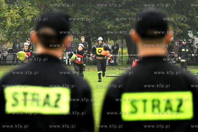 Powiatowe Zawody Sportowo - Pożarnicze na stadionie...