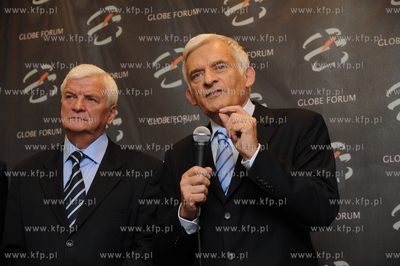Gdansk, GLOBE FORUM 2009. Nz od lewej: Jan Kozlowski...