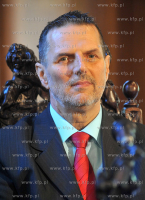 Profesor Jerzy Samp otrzymal medal Gloria Artis. 26.05.2009...