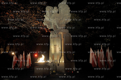 Sopockie obchody Dnia Niepodleglosci. Po mszy w garnizonowym...