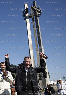 Gdansk. Plac Solidarnosci. Gra plenerowa SEGMENT, czyli...