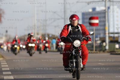 Gdansk. XIII edycja parady Mikolaje na Motocyklach....