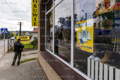 Choczewo. Plakat przeciwników budowy elektrowni atomowej...