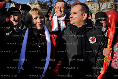 Gdansk. Parada z okazji 93 rocznicy odzyskania przez...