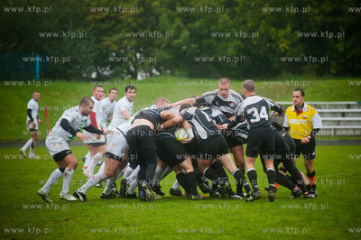 Stadion Gdanskiego Osrodka Kultury Fizycznej. Mecz...