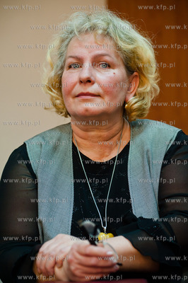 Gdynia. Gdynia. Biuro poselskie Leszka Millera. Konferencja...