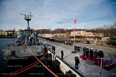 Port Wojenny w Gdyni. Ceremonia ostatniego opuszczenia...