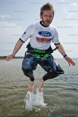 Chalupy. Piosenkarz Pawel Stasiak, gosc zawodow Ford...