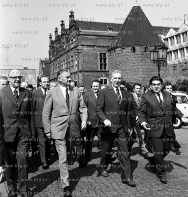 Premier Piotr Jaroszewicz, I sekretarz Komitetu Centralnego...