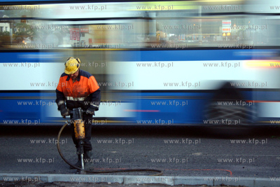 Remont ulicy Morskiej w Gdyni przy zjezdzie z obwodnicy...