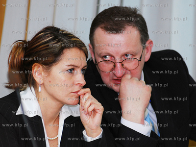 Sesja budzetowa Rady Miasta Rumi. Nz. Radni Edyta Samsun...