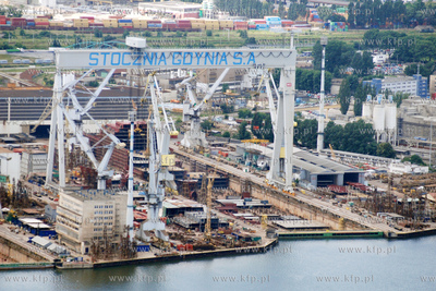 Gdynia z lotu ptaka. Nz. Stocznia Gdynia S.A. 29.06.2007...