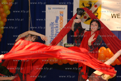 Rumia. Powiatowe Swieto Tanca. Uroczysta gala z okazji...