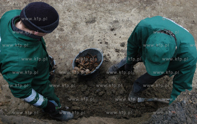 Malbork. W centrum Malborka, podczas budowy hotelu,...