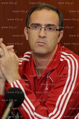 Hotel Nadmorski w Gdyni. Konferencja prasowa przed...