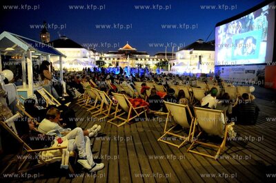 Sopot. Molo. Inauguracja Orange Kino Letnie. Pierwszym...