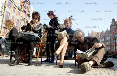 Gdansk. Dlugi Targ. Zjednoczenie czytelnicze wraz z...