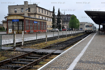 Dworzec PKP w Chojnicach. 04.05.2012 fot. Maciej Kosycarz...