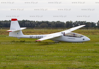 Pruszcz Gdanski, zawody na celnosc ladowania o puchar...