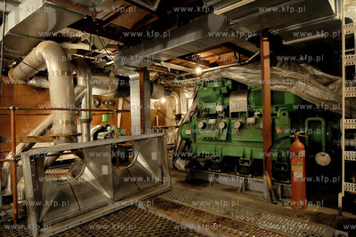 Niedokonczona Korweta Gawron oczekujaca na decyzje...